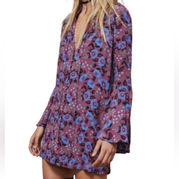 FREE PEOPLE XS, EUC flowy top, in purple Magic Mystery floral with bell … - Picture 2 of 5